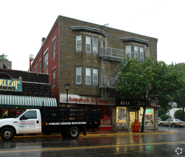 Building Photo - 389-391 Bloomfield Ave