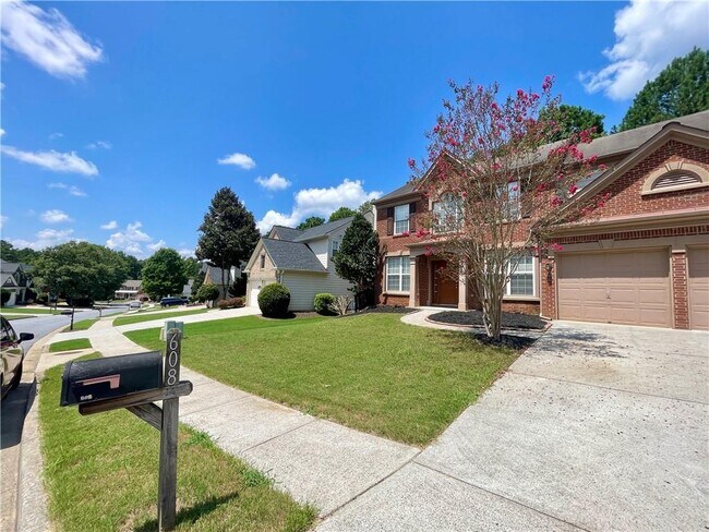 Building Photo - 608 Keeneland Terrace