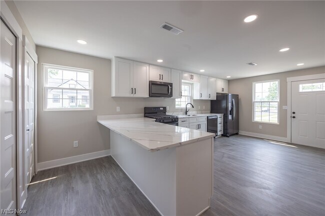 Foto del edificio - 1836 E 294th St