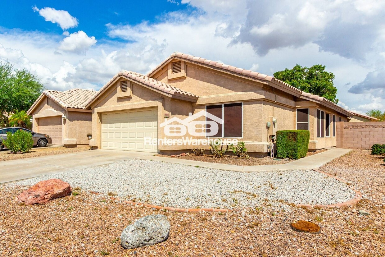 Foto principal - 8622 W Davis Rd