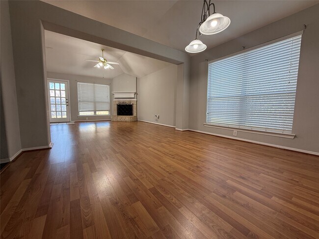 Foto del edificio - 6010 Kurz Pointe Ct