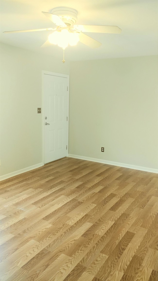 Foto del edificio - 3515 Acorn Woods Way
