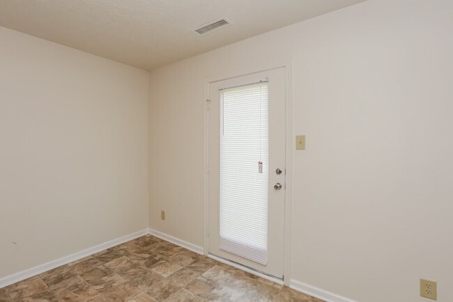 Building Photo - 12328 Stowe Acres Dr
