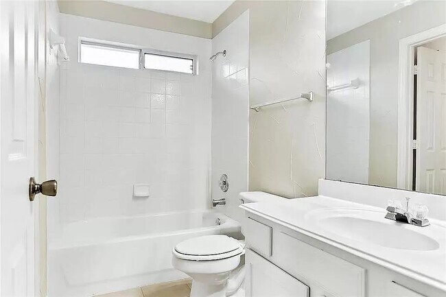 Building Photo - 10400 Mateo Trail