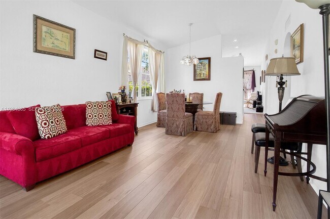 Foto del edificio - 18860 SW 25th Ct