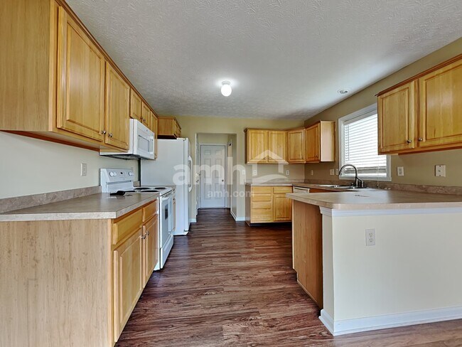 Foto del edificio - 160 Concord Farm Rd