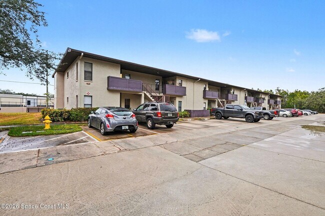 Foto del edificio - 1011 Clearmont St NE