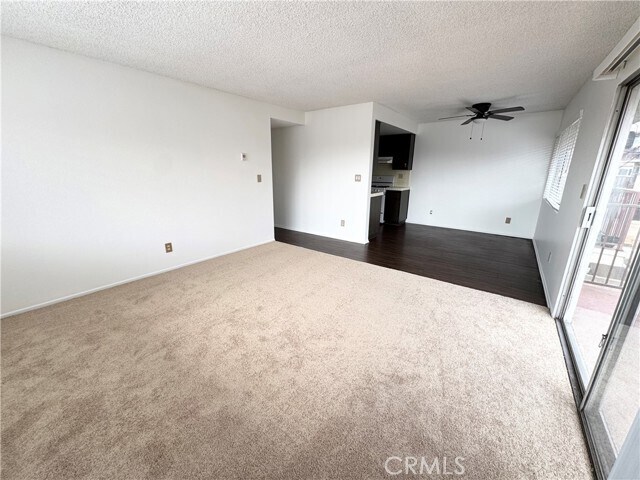 Foto del edificio - 1236 W 8th St