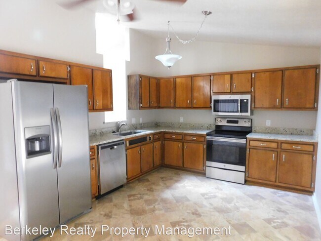 Foto del edificio - 3 br, 2 bath House - 6217 Adams Hunt Drive