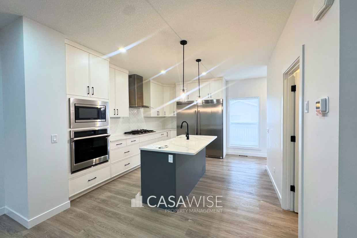 Photo principale - 1227 Plum Bnd SW