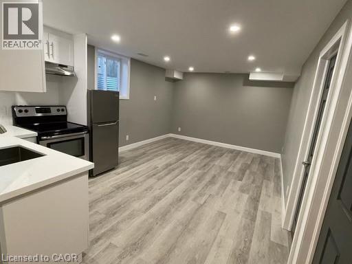 Building Photo - 369 Sienna Crescent