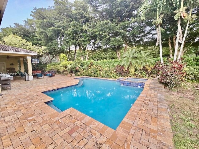 Building Photo - 2019 Harbor View Cir