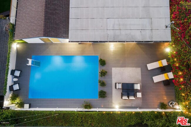Foto del edificio - 11314 Gladwin St