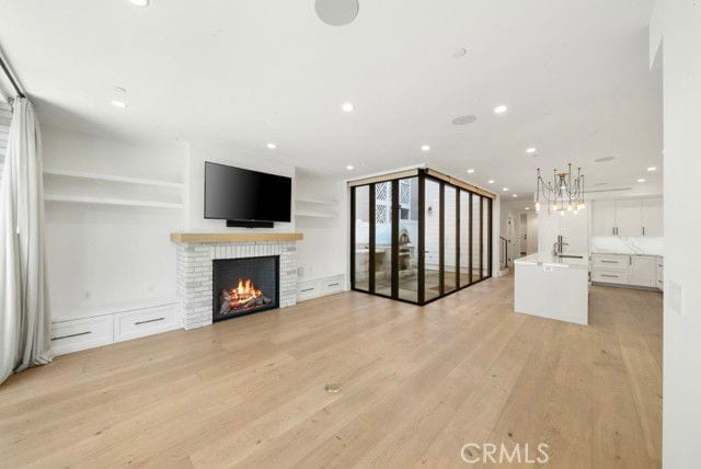 Building Photo - 616 Acacia Ave