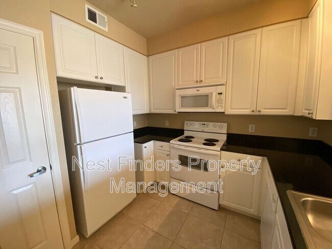 Building Photo - 8539 Gate Pkwy W