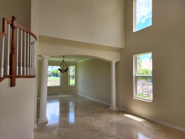 Building Photo - 11587 Manatee Bay Ln