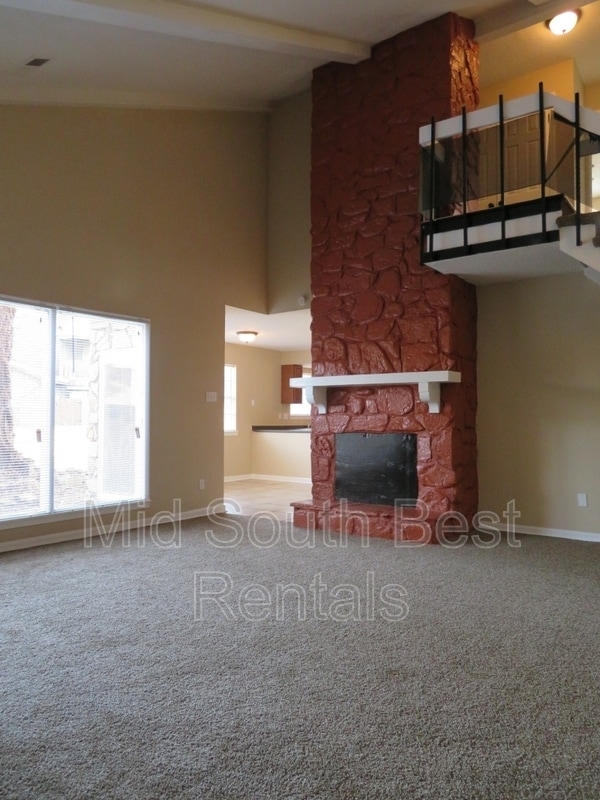 Building Photo - 4222 Balboa Cir