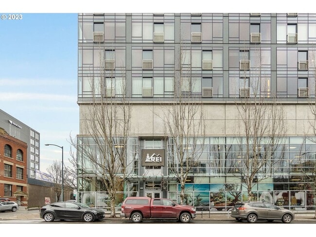 Building Photo - 1410 NW Kearney St