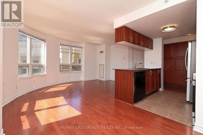 Building Photo - 350 Princess Royal Dr