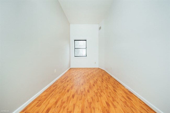 Building Photo - 1 br, 1 bath  - 926 Fulton St