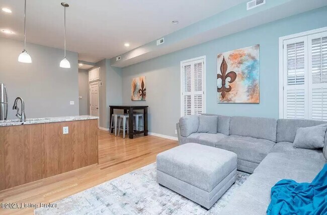 Foto del edificio - 9444 Norton Commons Blvd