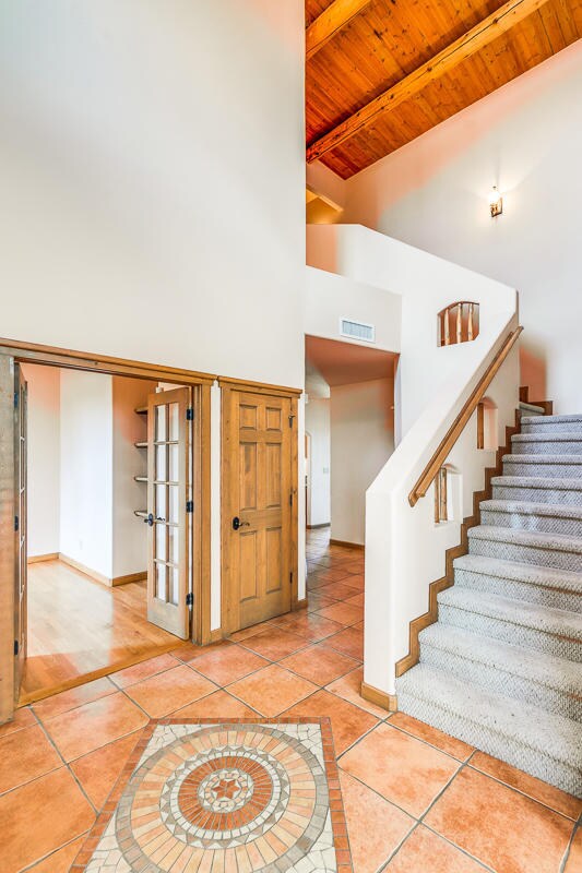 Building Photo - 1325 Calle Lago Dr