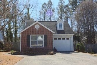 Building Photo - 2706 Highland Ridge NW