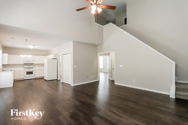 Foto del edificio - 753 Weybourne Ct NE