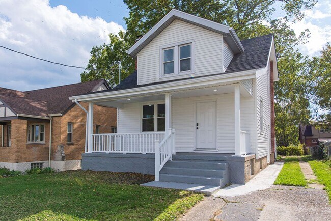 Foto del edificio - NORTH COLLEGE HILL -  Stunning remodel 3be...
