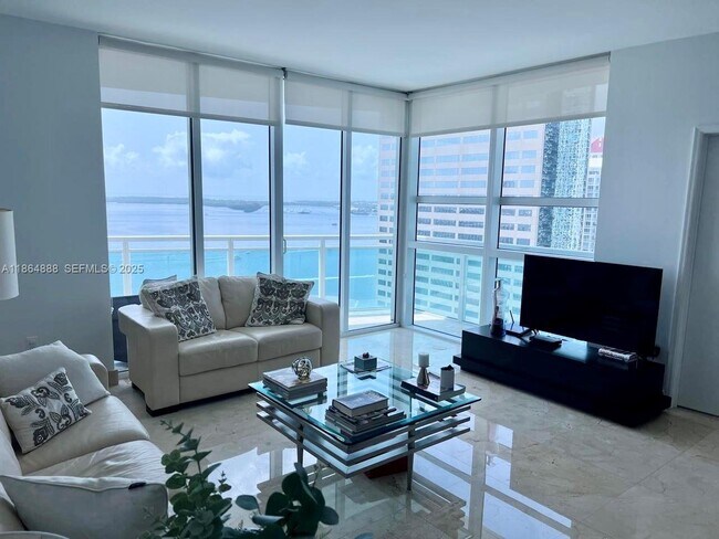 Foto del edificio - 950 Brickell Bay Dr