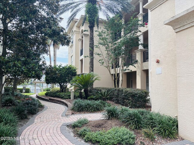 Building Photo - 13846 Atlantic Blvd