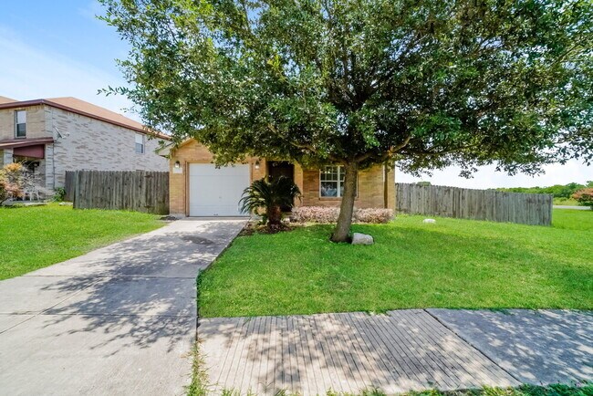 Foto del edificio - 8007 Heights Valley