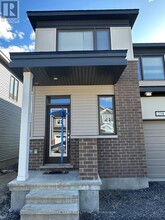 Building Photo - 238 Billrian Cres