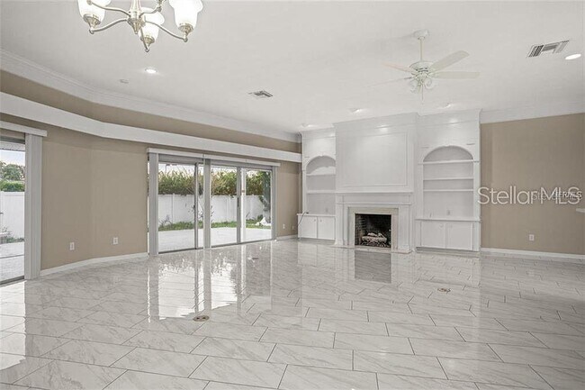 Building Photo - 6308 Marina Dr