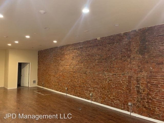 Building Photo - 2991 Frankford Ave
