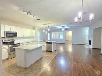Building Photo - 1617 Lionheart Dr