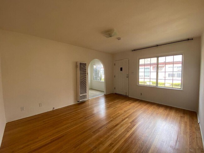 SALA DE ESTAR - RINCÓN - 820 Pearl St