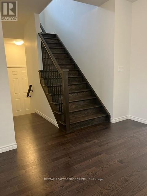 Photo du bâtiment - 920 Tartan Ct