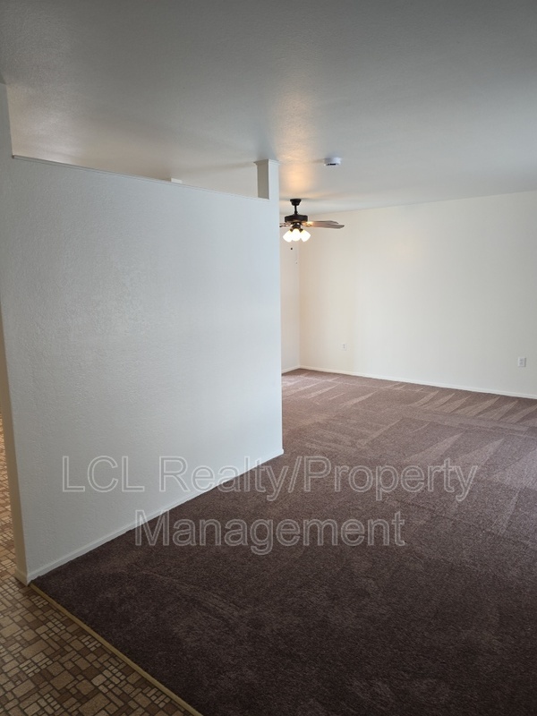 Building Photo - 27147 El Rancho Dr