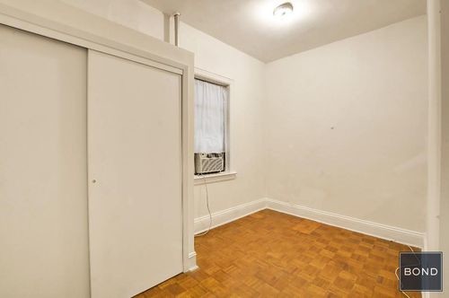 Building Photo - 720 2nd Ave
