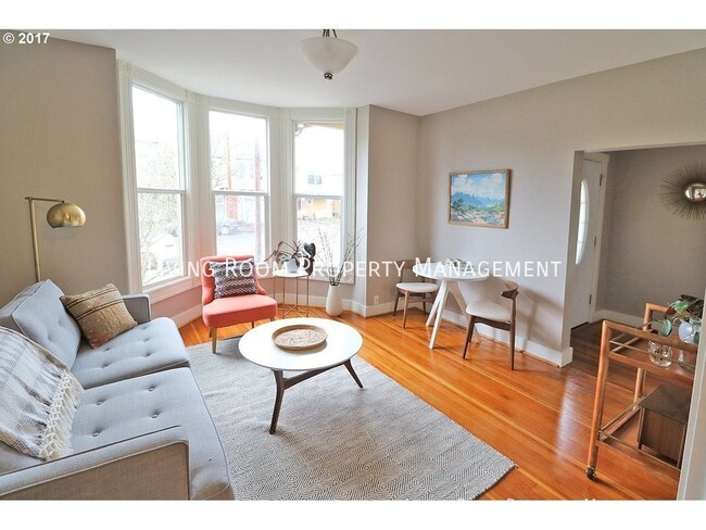 Building Photo - Victorian Charmer with Private Backyard an...