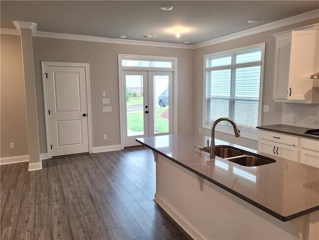 Foto del edificio - 1406 Calvert Ln