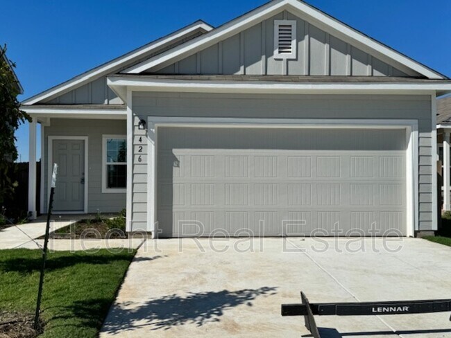 Building Photo - 426 Bass Dr