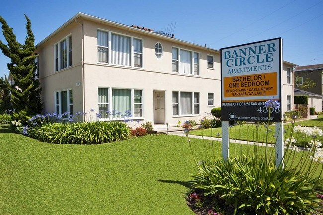 Foto del edificio - 4679 N Banner Dr