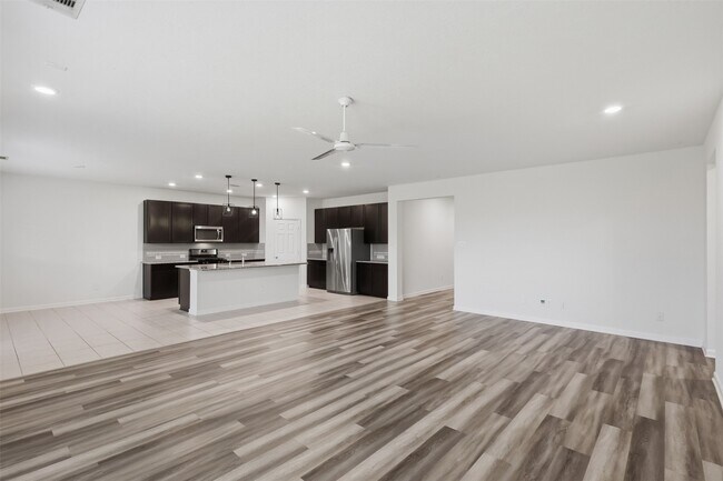 Foto del edificio - 3904 Waterworth Wy