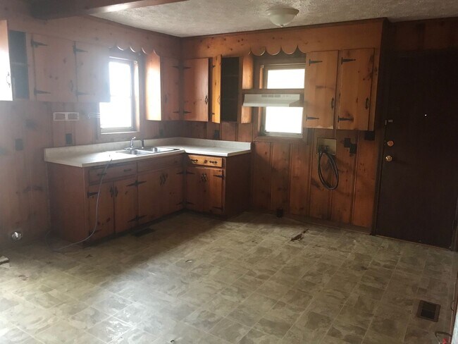 Foto del edificio - 1310 Stroud Ave