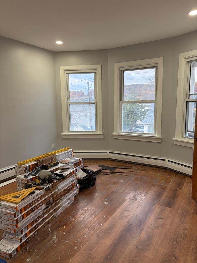 Building Photo - 94 N 16th St