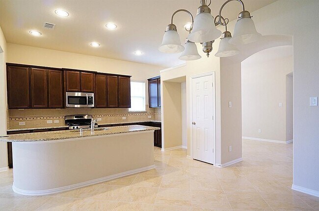 Foto del edificio - 29015 Davenport Dr
