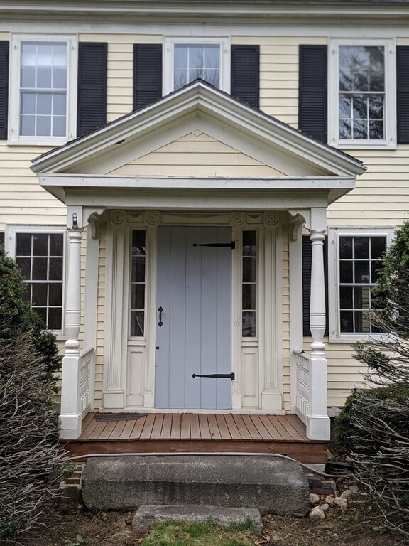 11 Ashland St, Holliston, MA 01746 House Rental in Holliston, MA