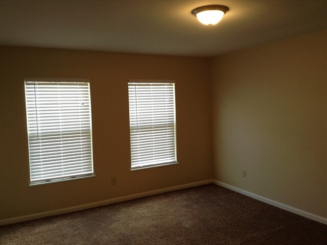 Building Photo - 5304 Country Club Lane